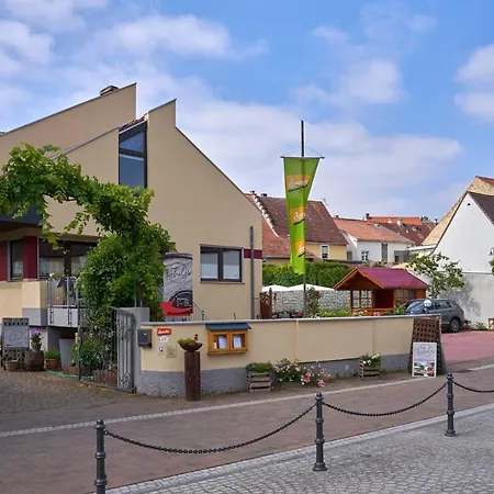 Gastehaus Schmitt Und Tacheles Landrestaurant
