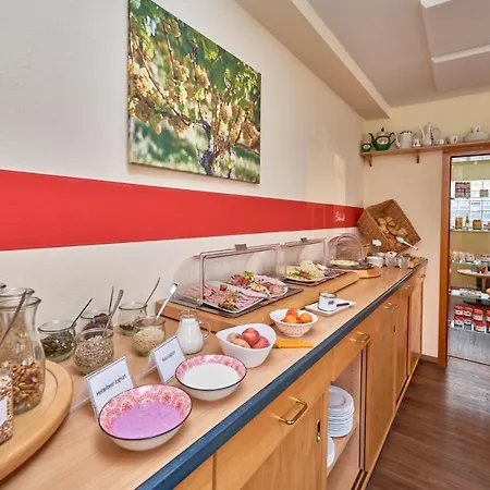 Szálloda Gastehaus Schmitt Und Tacheles Landrestaurant Flörsheim-Dalsheim