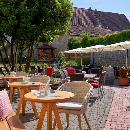 Gastehaus Schmitt Und Tacheles Landrestaurant *
